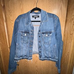 express cropped denim jacket!